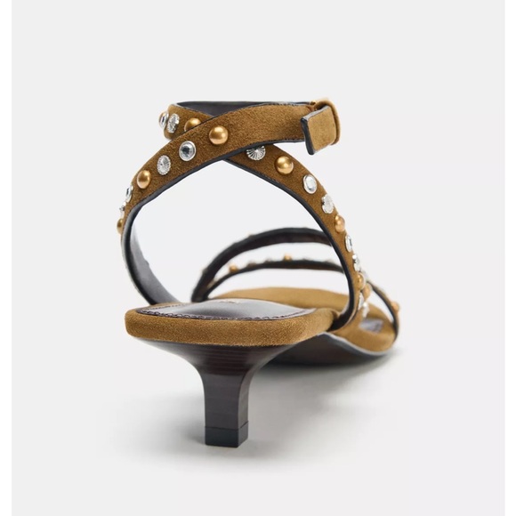 Zara Olive 1.6” Heeled Sandal with Stud Details NWT sz 39/ US 8 Valentino Style - Picture 4 of 16